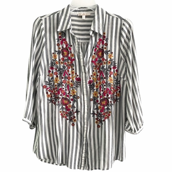 Skies Are Blue Tops - Skies are Blue striped flower embroidery rayon top